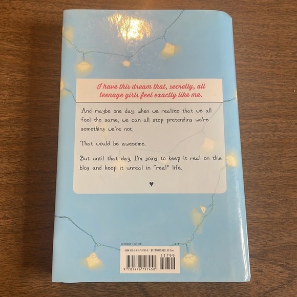 Girl Online, by Zoe Sugg (Zoella) - Picture 4 of 8